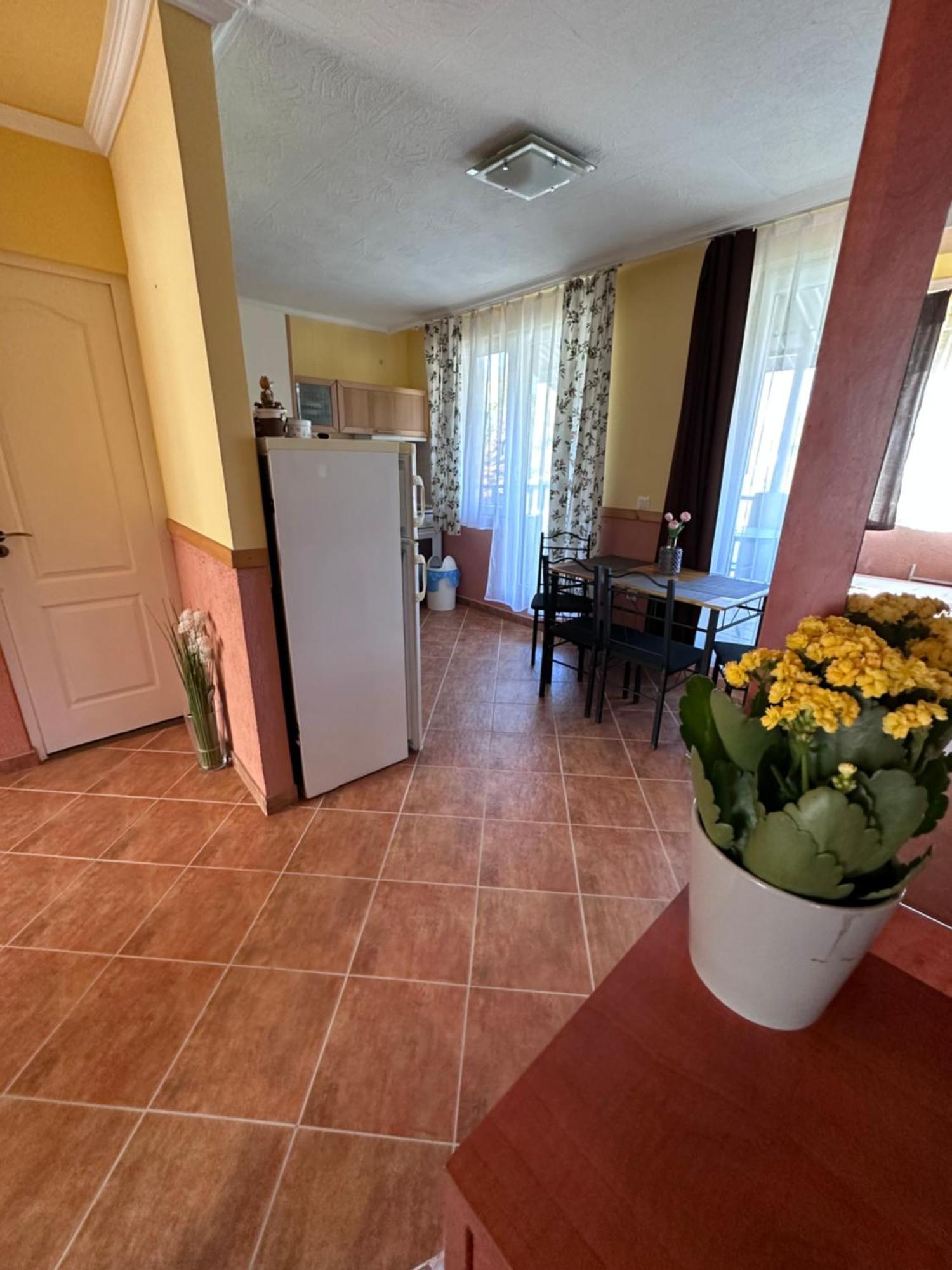 Aranyeso Apartman ハイデゥソボスロー エクステリア 写真