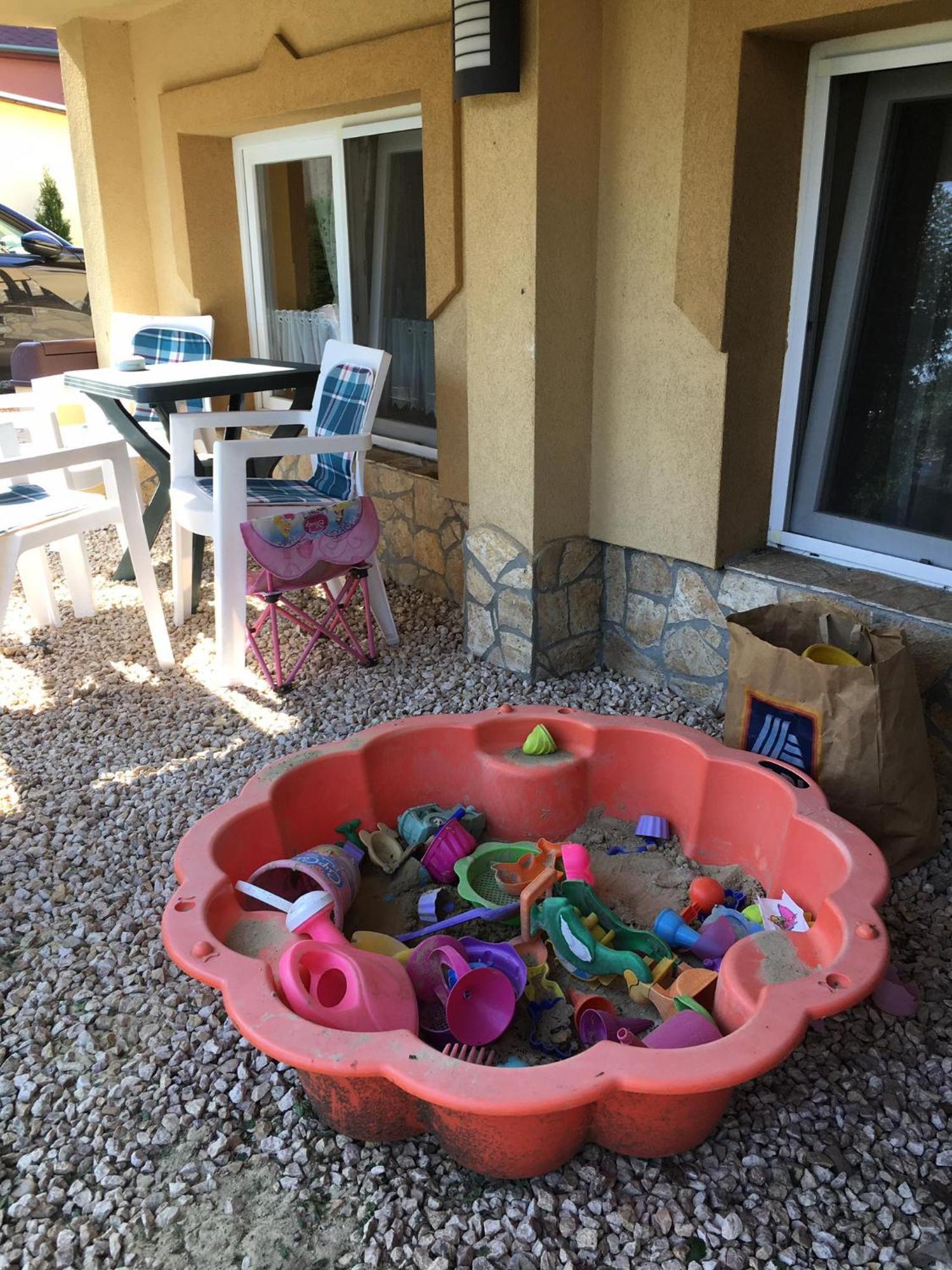 Aranyeso Apartman ハイデゥソボスロー エクステリア 写真